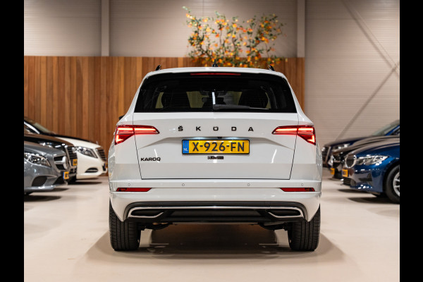 Škoda Karoq 1.5 TSI DSG ACT Sportline, Facelift, Pano, ACC, Apple Carplay, Cam, PDC, Ambiënte Light, Clima, Voll Onderhouden