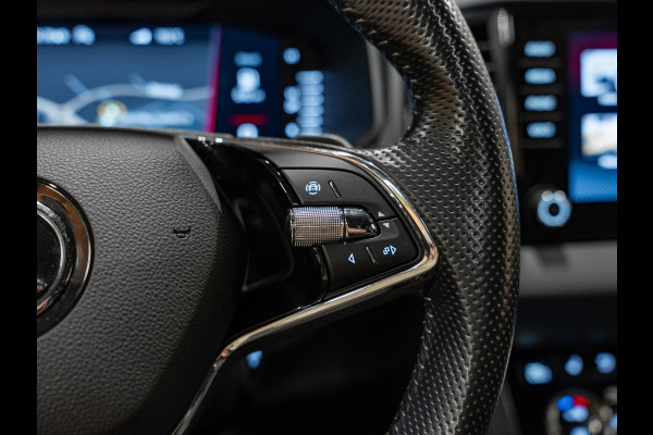 Škoda Karoq 1.5 TSI DSG ACT Sportline, Facelift, Pano, ACC, Apple Carplay, Cam, PDC, Ambiënte Light, Clima, Voll Onderhouden