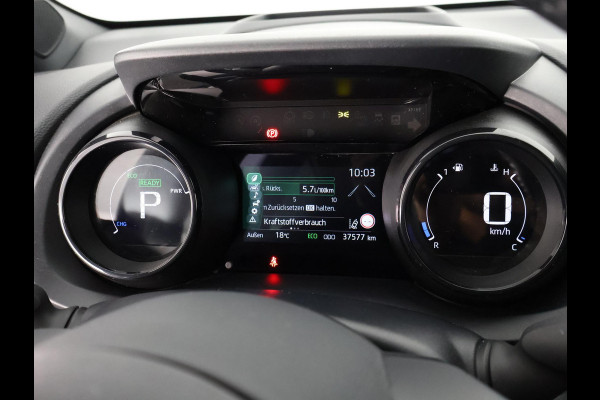 Toyota Yaris 1.5 Hybrid Executive Bi-Tone | Stoelverwarming | Navigatie | Parkeersenoren | Apple Carplay & AndroidAUTO |
