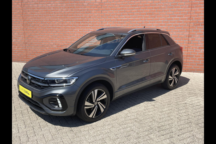 Volkswagen T-Roc 1.5 TSI 150pk DSG R-Line Navigatie Apple Carplay / Android Auto Parkeersensoren Afneembare trekhaak Park Assist Adaptive Cruise Control Elektrische achterklep Stoel- en stuurverwarming Climate Control Ledverlichting Virtual Cockpit