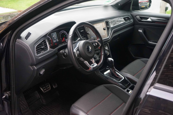 Volkswagen T-Roc Sport 1.5 TSI 150PK R-Line/DSG-Automaat/ACC/Camera/Beats