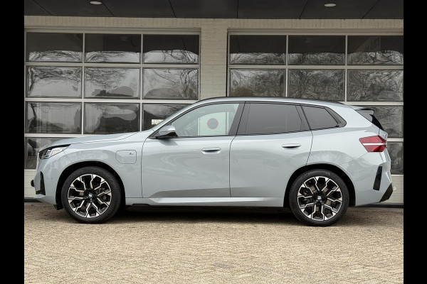 BMW X3 30e xDrive M SPORT | PANORAMA | HEAD UP | HARMAN KARDON | ICONIC GLOW | DRIVING ASS. PLUS |