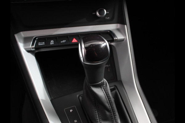 Audi Q3 Sportback 45 TFSI e PHEV Automaat Attitude Plus Electrisch bedienbare kofferklep Dab 20"Lichtmtelalen velgen Extra Getint glas Led Dab Navigatie Apple Carplay/Android Auto