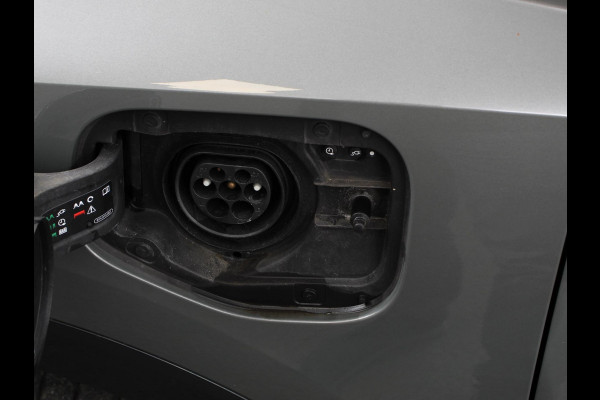 Audi Q3 Sportback 45 TFSI e PHEV Automaat Attitude Plus Electrisch bedienbare kofferklep Dab 20"Lichtmtelalen velgen Extra Getint glas Led Dab Navigatie Apple Carplay/Android Auto