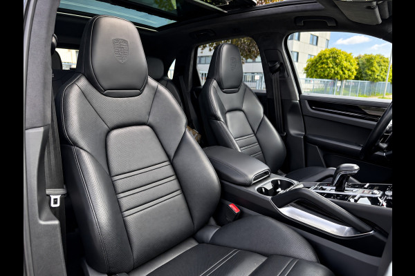 Porsche Cayenne 4.0 Turbo S E-Hybrid 680 PK Pano Softclose Sportchrone Ventilatie