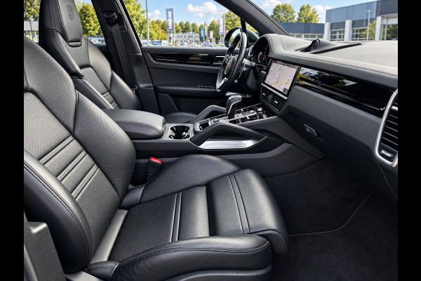 Porsche Cayenne 4.0 Turbo S E-Hybrid 680 PK Pano Softclose Sportchrone Ventilatie
