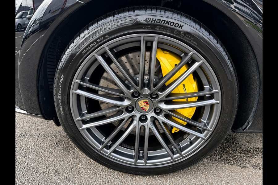 Porsche Cayenne 4.0 Turbo S E-Hybrid 680 PK Pano Softclose Sportchrone Ventilatie