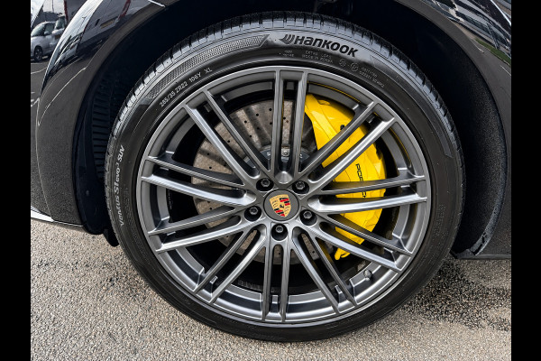 Porsche Cayenne 4.0 Turbo S E-Hybrid 680 PK Pano Softclose Sportchrone Ventilatie