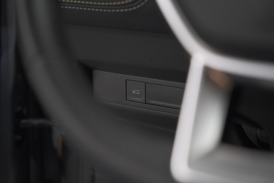 Renault Symbioz 1.6 E-Tech full hybrid 145 iconic | Elektrische Kofferklep | Elektrische Stoel | Dodehoekdetectie | Adaptieve Cruise Control