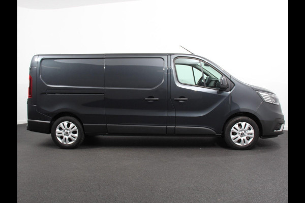 Renault Trafic 2.0 Blue dCi 110PK T30 L2H1 Advance Navigatie Camera Airco Trekhaak Lichtmetalen velgen