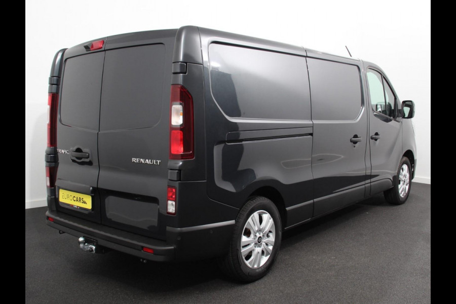 Renault Trafic 2.0 Blue dCi 110PK T30 L2H1 Advance Navigatie Camera Airco Trekhaak Lichtmetalen velgen