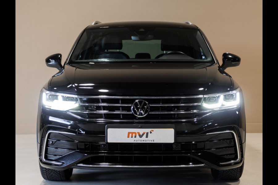 Volkswagen Tiguan 1.5 TSI 2x R-Line Business+ / 150pk / Trekhaak / NAP / Rondomzicht camera / Keyless /