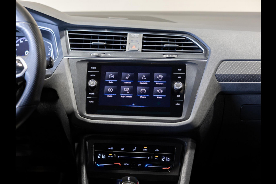 Volkswagen Tiguan 1.5 TSI 2x R-Line Business+ / 150pk / Trekhaak / NAP / Rondomzicht camera / Keyless /