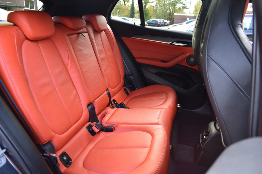 BMW X2 M -SPORT M35iA 306PK HIGH EXECUTIVE M-SPORT HARMAN-KARDON/CAMERA/PANORAMADAK