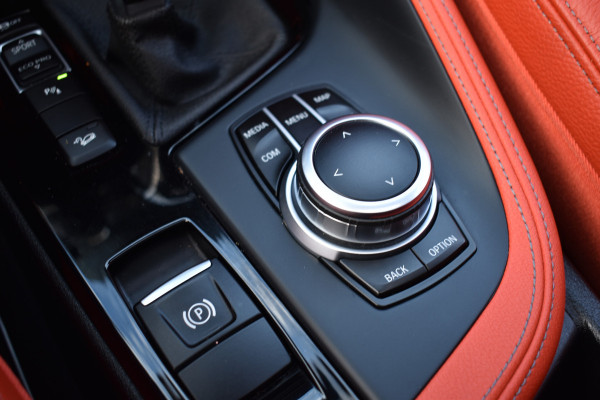 BMW X2 M -SPORT M35iA 306PK HIGH EXECUTIVE M-SPORT HARMAN-KARDON/CAMERA/PANORAMADAK