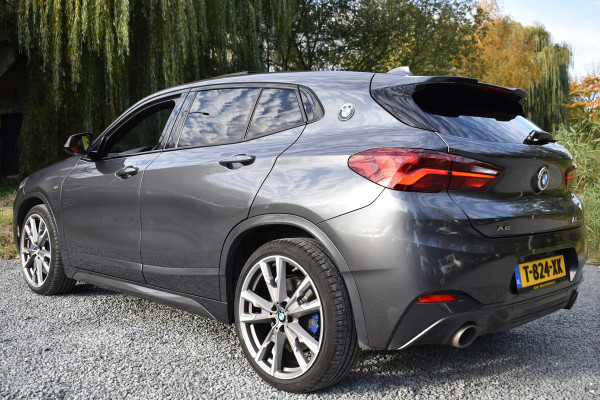 BMW X2 M -SPORT M35iA 306PK HIGH EXECUTIVE M-SPORT HARMAN-KARDON/CAMERA/PANORAMADAK