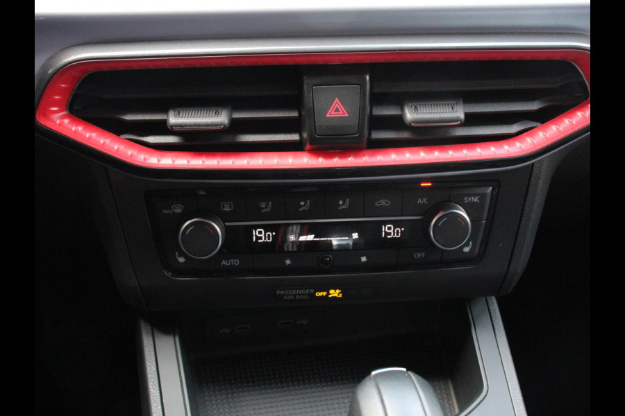 Seat Ibiza 1.0 TSI 110pk DSG FR Automaat Navigatie Apple Carplay/Android Auto Camera Parkeersensoren Adaptive cruise control Keyless Entry/Start Virtual Cockpit Stoelverwarming Ledverlichting Getinte ramen