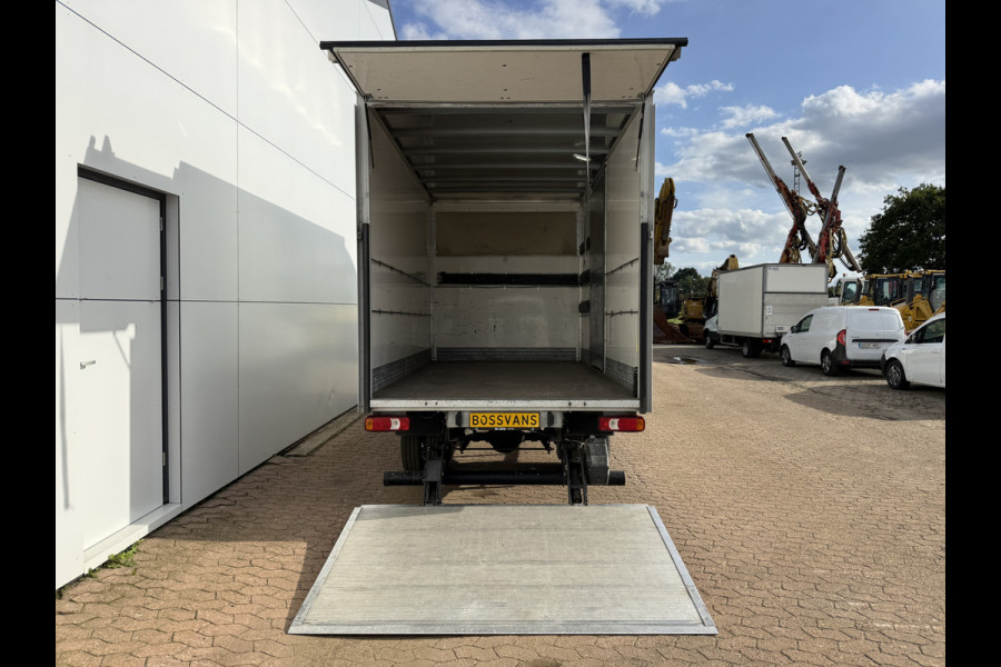 Iveco Daily 35C16 3.0 160PK Bakwagen Laadklep Zijdeur Camera Climate Control Bluetooth Luchtgeveerde stoel Meubelbak Koffer