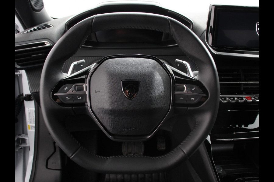 Peugeot 2008 1.2 Hybrid 136 pk Automaat Allure Navigatie Apple Carplay/Android Auto Climate Control Led Parkeer sensoren Cruise Control Stoelverwarming