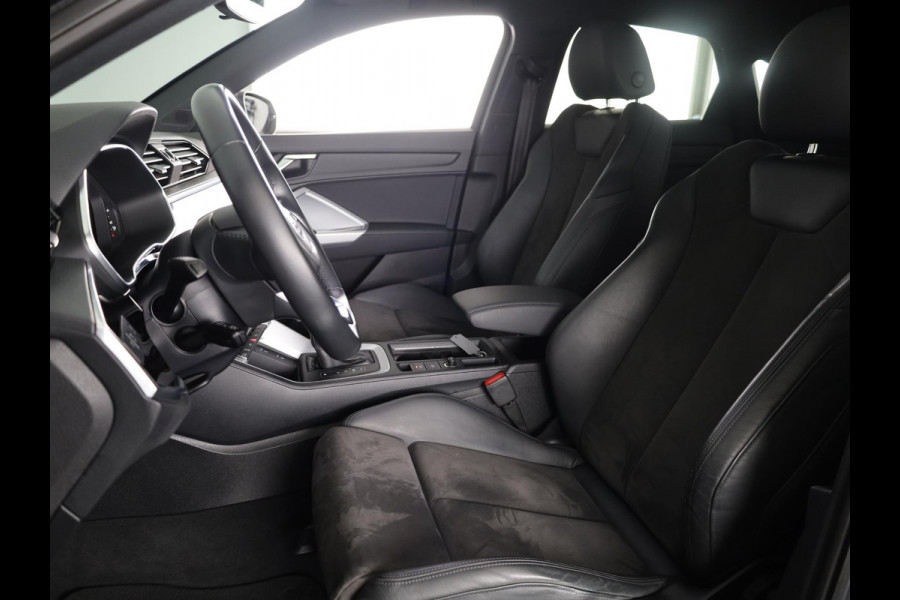 Audi Q3 Sportback 45 TFSI e S Edition 245pk | Panoramadak | Navigatie | Stoelverwarming | Afgevlakt stuurwiel | Parkeercamera
