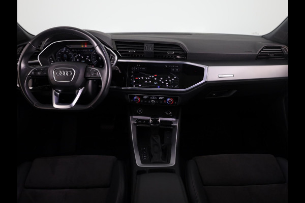 Audi Q3 Sportback 45 TFSI e S Edition 245pk | Panoramadak | Navigatie | Stoelverwarming | Afgevlakt stuurwiel | Parkeercamera