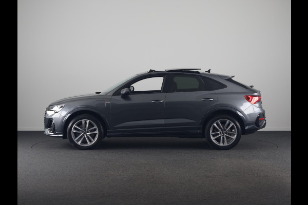 Audi Q3 Sportback 45 TFSI e S Edition 245pk | Panoramadak | Navigatie | Stoelverwarming | Afgevlakt stuurwiel | Parkeercamera