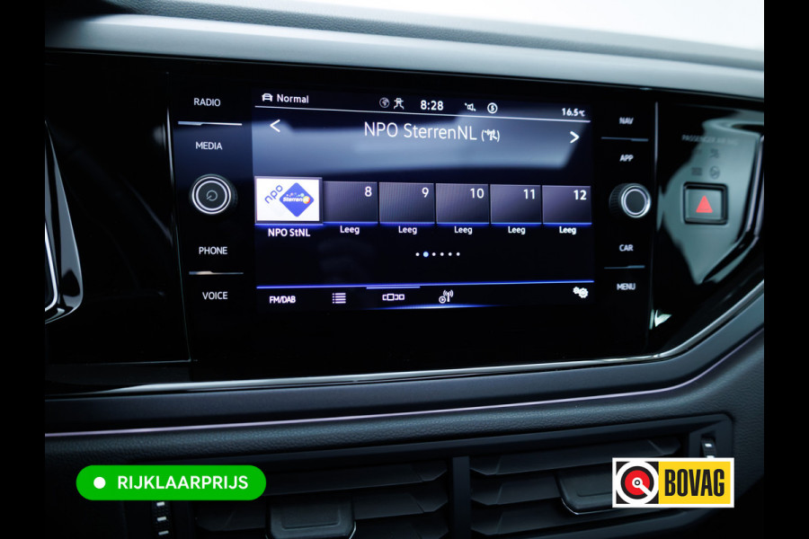 Volkswagen Polo 1.0 TSI R-Line Buss. 110 PK | Panok | Stoelverwarming | Adapt. Cruise | Travel Assist | Led | Sfeerverlichting| Automatisch inparkeren, Grootlicht assistent, Side assist, Apple Carplay/Android auto