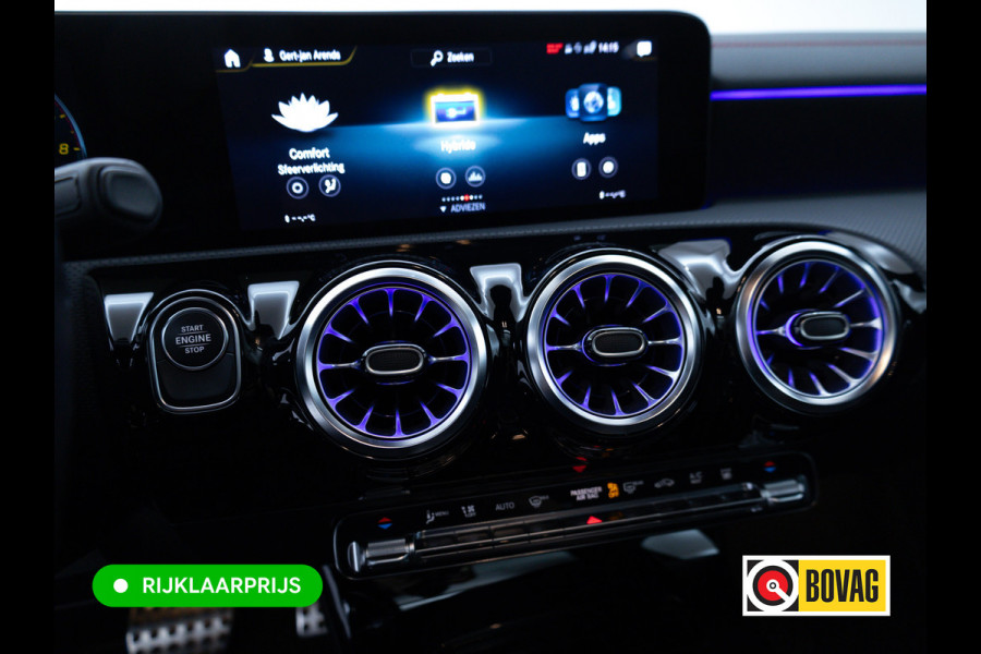 Mercedes-Benz CLA-Klasse Shooting Brake 250 e AMG Line Night Pack 218 PK | Panoramadak | Afn. trekhaak | Stoelverwarming | Navigatie | Sfeerverlichting Camera, Car-play, , Multibeam led, 19"LMV
