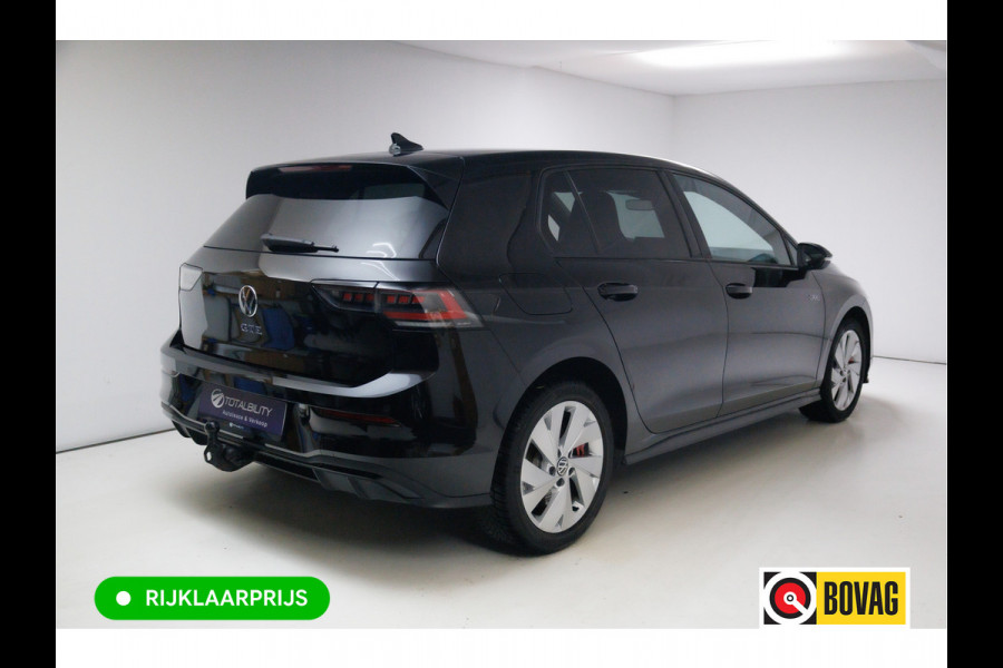 Volkswagen Golf 1.5 eHybrid GTE Black 272 PK automaat | IQ Led | Elec. trekhaak | Headup | Stoel- & stuurverw. | PDC V + A, Camera, App. connect, Navigatie, 131 KM actieradius (WLTP)