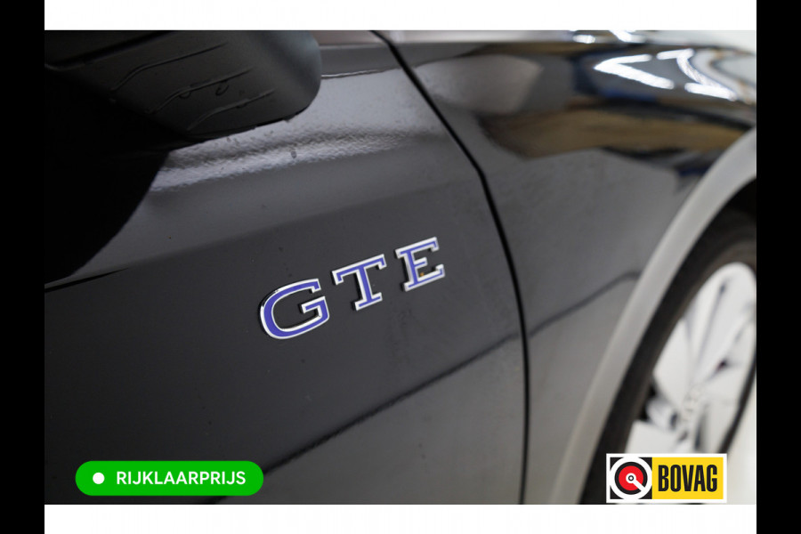 Volkswagen Golf 1.5 eHybrid GTE Black 272 PK automaat | IQ Led | Elec. trekhaak | Headup | Stoel- & stuurverw. | PDC V + A, Camera, App. connect, Navigatie, 131 KM actieradius (WLTP)
