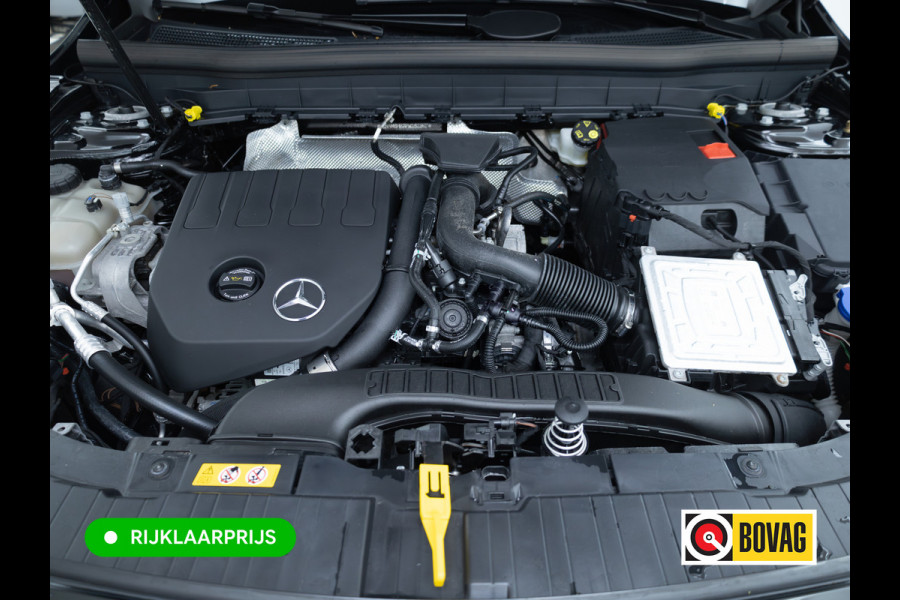 Mercedes-Benz Glb 200 AMG Line Night Pakket Panoramadak | Elec. trekhaak | Matrix Led | Elec. achterklep | Stoelverwarming | Camera | Navigatie, Cruise, Apple Carplay/app. connect