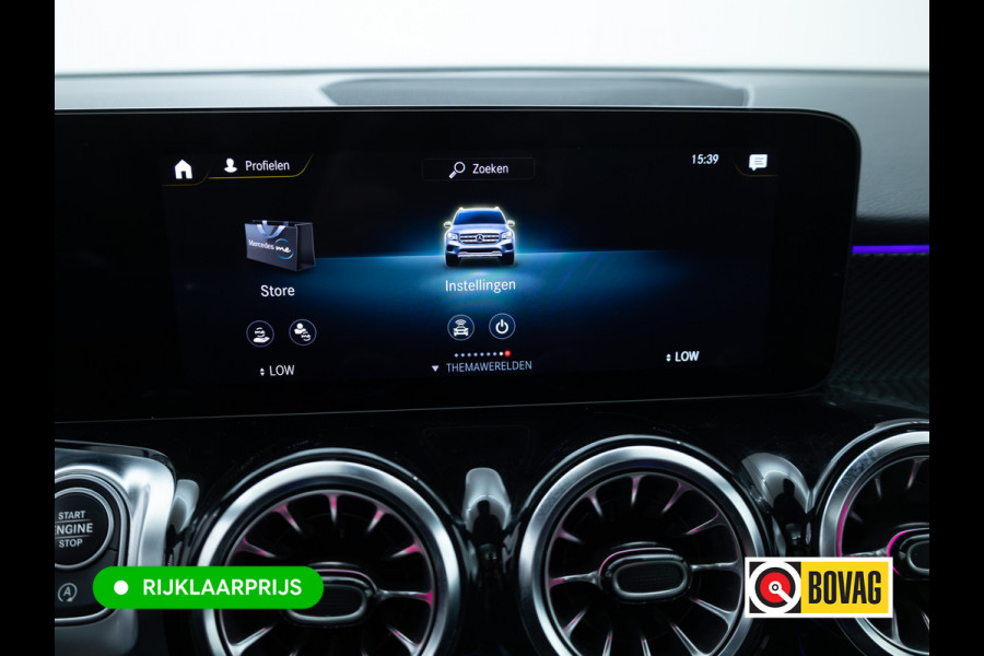 Mercedes-Benz Glb 200 AMG Line Night Pakket Panoramadak | Elec. trekhaak | Matrix Led | Elec. achterklep | Stoelverwarming | Camera | Navigatie, Cruise, Apple Carplay/app. connect