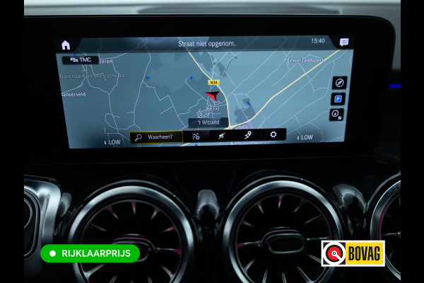 Mercedes-Benz Glb 200 AMG Line Night Pakket Panoramadak | Elec. trekhaak | Matrix Led | Elec. achterklep | Stoelverwarming | Camera | Navigatie, Cruise, Apple Carplay/app. connect