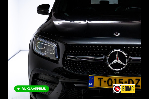 Mercedes-Benz Glb 200 AMG Line Night Pakket Panoramadak | Elec. trekhaak | Matrix Led | Elec. achterklep | Stoelverwarming | Camera | Navigatie, Cruise, Apple Carplay/app. connect