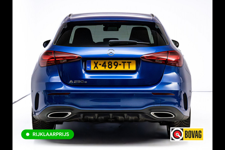Mercedes-Benz A-Klasse 250 e AMG Line | Pano dak | Stoelverw. | Cruise | 19"all season | Sfeerverlichting | Climate control | Navigatie