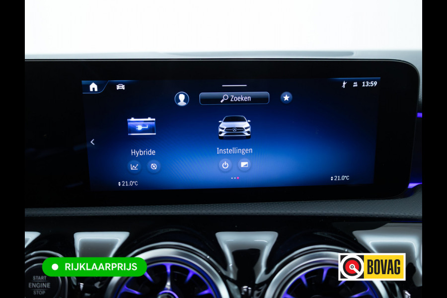 Mercedes-Benz A-Klasse 250 e AMG Line | Pano dak | Stoelverw. | Cruise | 19"all season | Sfeerverlichting | Climate control | Navigatie
