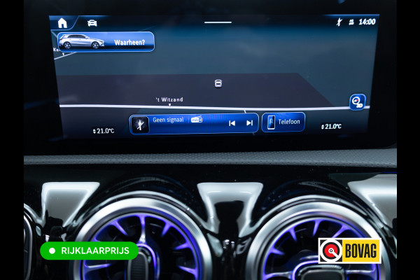Mercedes-Benz A-Klasse 250 e AMG Line | Pano dak | Stoelverw. | Cruise | 19"all season | Sfeerverlichting | Climate control | Navigatie