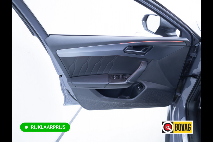 CUPRA Leon Sportstourer 1.4 e-Hybrid VZ Performance 245 PK | Pano dak | Elec. klep | Stoel- & stuurverw. | Travel assist | Camera | PDC V+A | DAB, Draadloze tel. alder, Sfeerverlichting