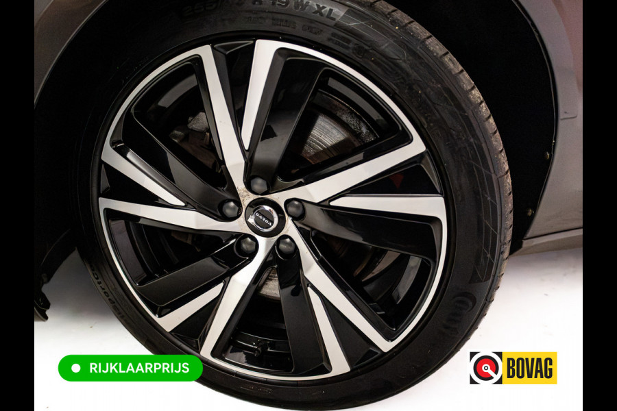 Volvo V90 2.0 T6 AWD R-Design | Pano | Trekhaak | Headup | Harman Kardon | Pilot assist | Stoel- & Stuurverwarming | 19"LMV, Extra getint glas, 1/2 leer/alcantara, PDC + Camera, Apple Carplay, Elec. achterklep