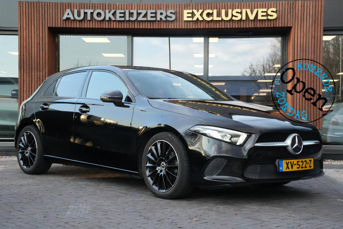 Mercedes-Benz A-Klasse 160 Ambient LED Leer/Stof Camera