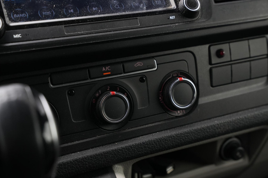 Volkswagen Transporter 2.0 TDI L1H1 Led DSG Leer Carplay 3 persoons