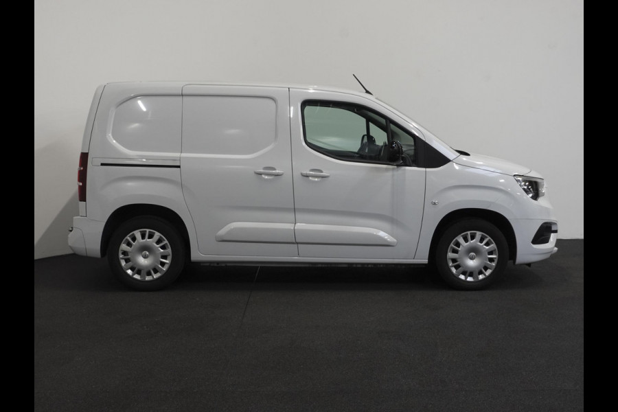 Opel Combo 1.5D L1H1 130pk Automaat Edition Apple Carplay / Android Auto Trekhaak Airco Cruise control Stuurverwarming