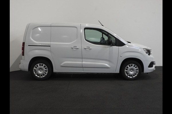 Opel Combo 1.5D L1H1 130pk Automaat Edition Apple Carplay / Android Auto Trekhaak Airco Cruise control Stuurverwarming