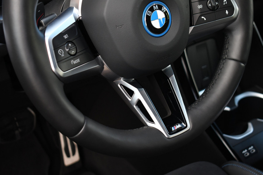 BMW X1 xDrive25e M-Sport Trekhaak Premium ACC-voorbereiding 18inch Camera AC-Snelladen