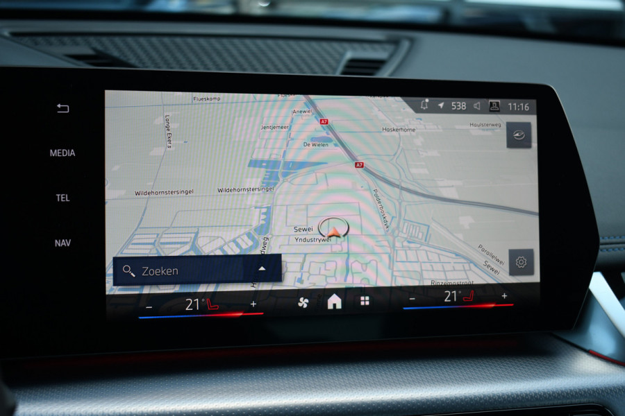 BMW X1 xDrive25e M-Sport Trekhaak Premium ACC-voorbereiding 18inch Camera AC-Snelladen