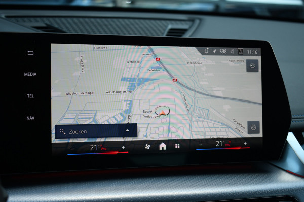 BMW X1 xDrive25e M-Sport Trekhaak Premium ACC-voorbereiding 18inch Camera AC-Snelladen