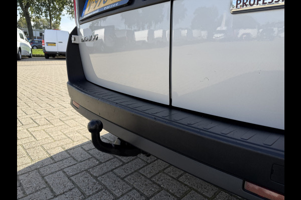 Fiat Doblò Cargo 1.3 MJ L1H1 Actual / vaste prijs rijklaar € 6950 ex btw / lease vanaf € 117 / euro 6 / bpm vrij / airco / trekhaak / schuifdeur / zilver metallic !