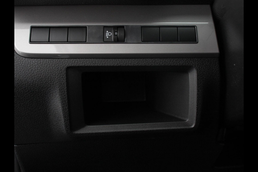 Opel Vivaro 1.5 Diesel 120 S&S L3 Apple Carplay /  Android Auto Parkeersensoren V+A Trekhaak Camera Navigatie Cruise Control LED koplampen houten afwerking laadruimte