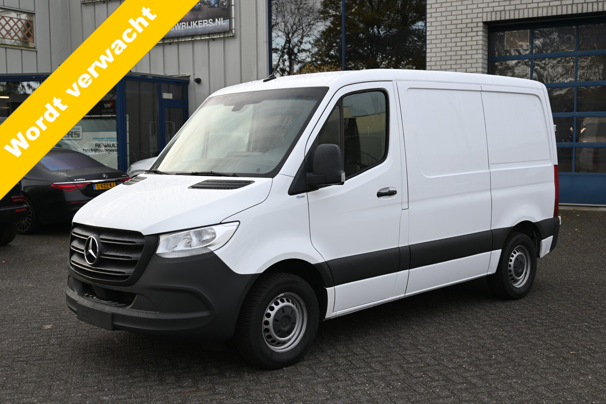 Mercedes-Benz Sprinter 315 CDI L1H1 RWD 10.25 inch MBUX met navigatie en camera, Trekhaak