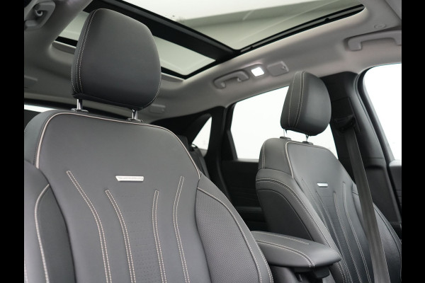 Ford Kuga 2.5 Vignale PHEV 225pk Dealer O.H. | Trekhaak Af Fabriek | Panodak | Adaptive Cruise | Head Up | 360 Camera | Bang & Olufsen | Lederen Comfortstoelen Memory & Verwarmd | Stuur Verwarmd | Apple Carplay | Blis | Keyless | DAB | Navigatie | 20"L.M | Plug In Hybrid |